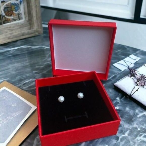 NWOT Perfect Round AAA Natural White Akoya Pearl Silver Stud Earring 7-8MM - Picture 1 of 8